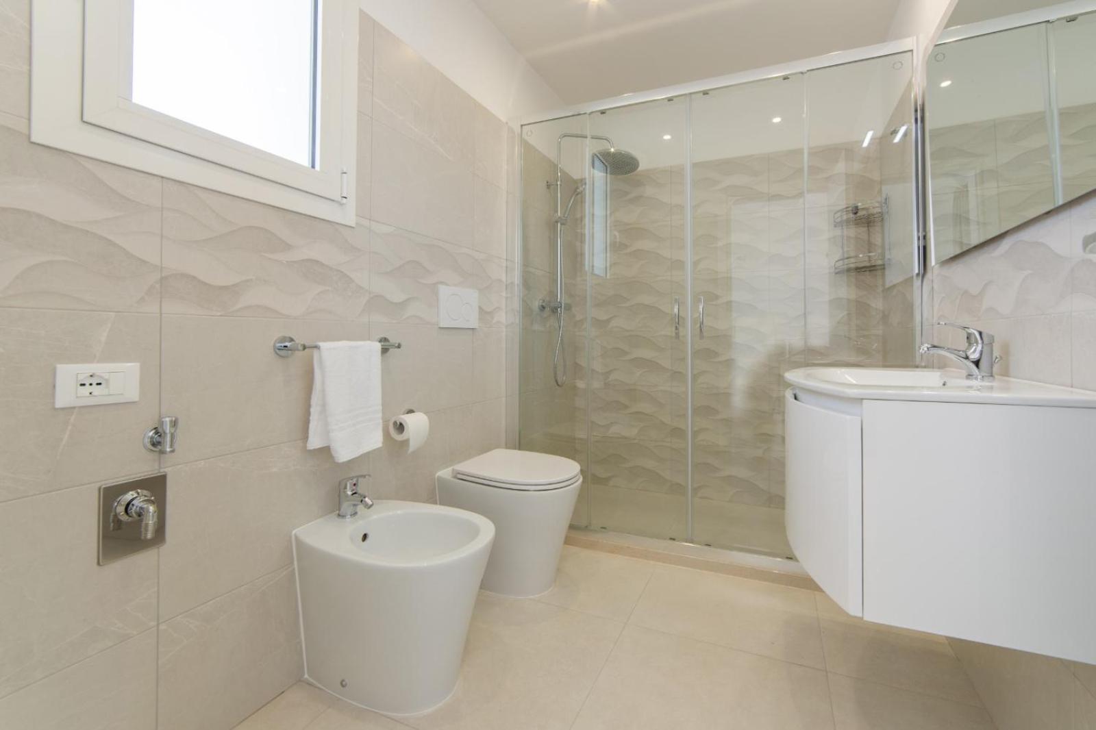 Diva Luxury Suite Торе Сан Джовани Удженто Екстериор снимка