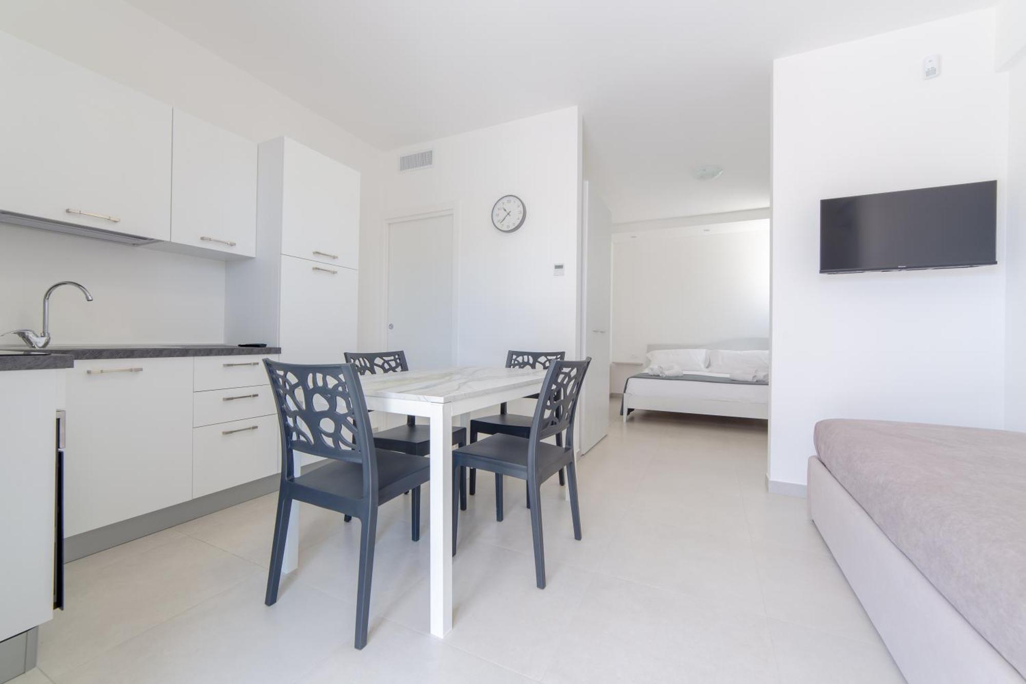 Diva Luxury Suite Торе Сан Джовани Удженто Екстериор снимка