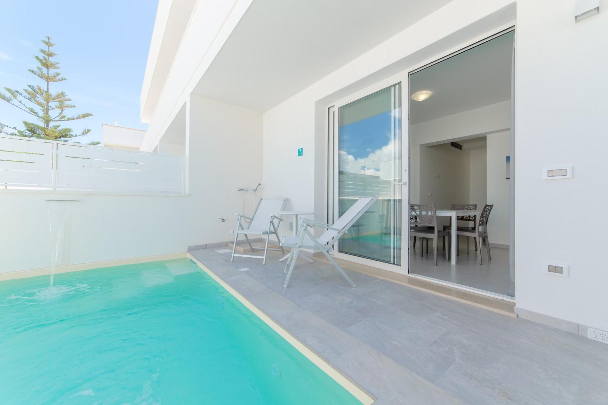 Diva Luxury Suite Торе Сан Джовани Удженто Екстериор снимка