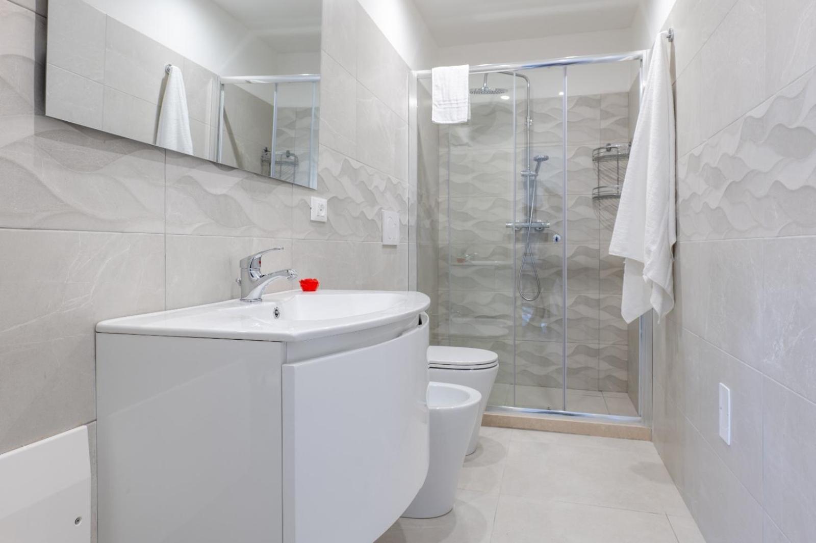 Diva Luxury Suite Торе Сан Джовани Удженто Екстериор снимка